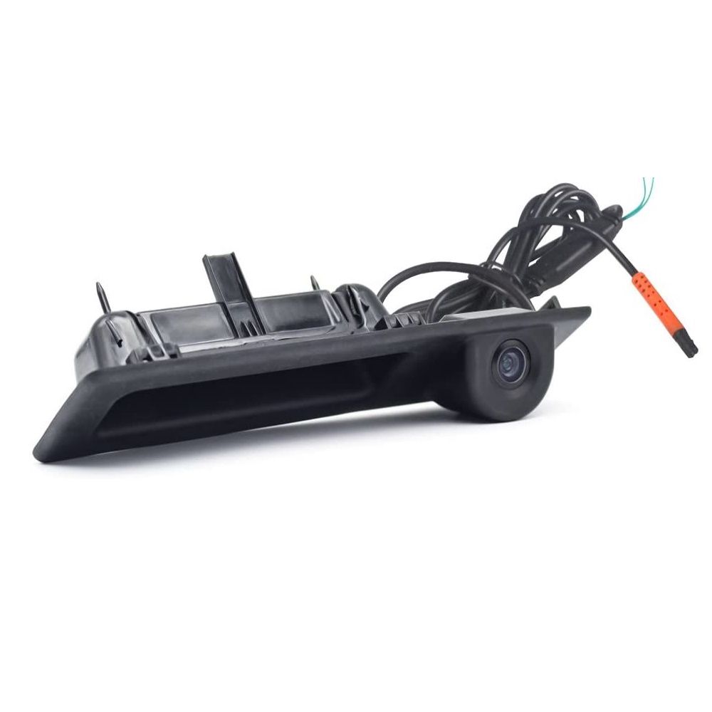 BMW02_1000P_camera_01